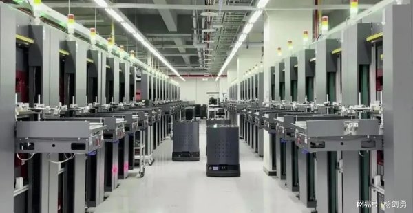 51我也要配资 工业富联上半年净利润突破百亿，AI大模型助力盈利增长